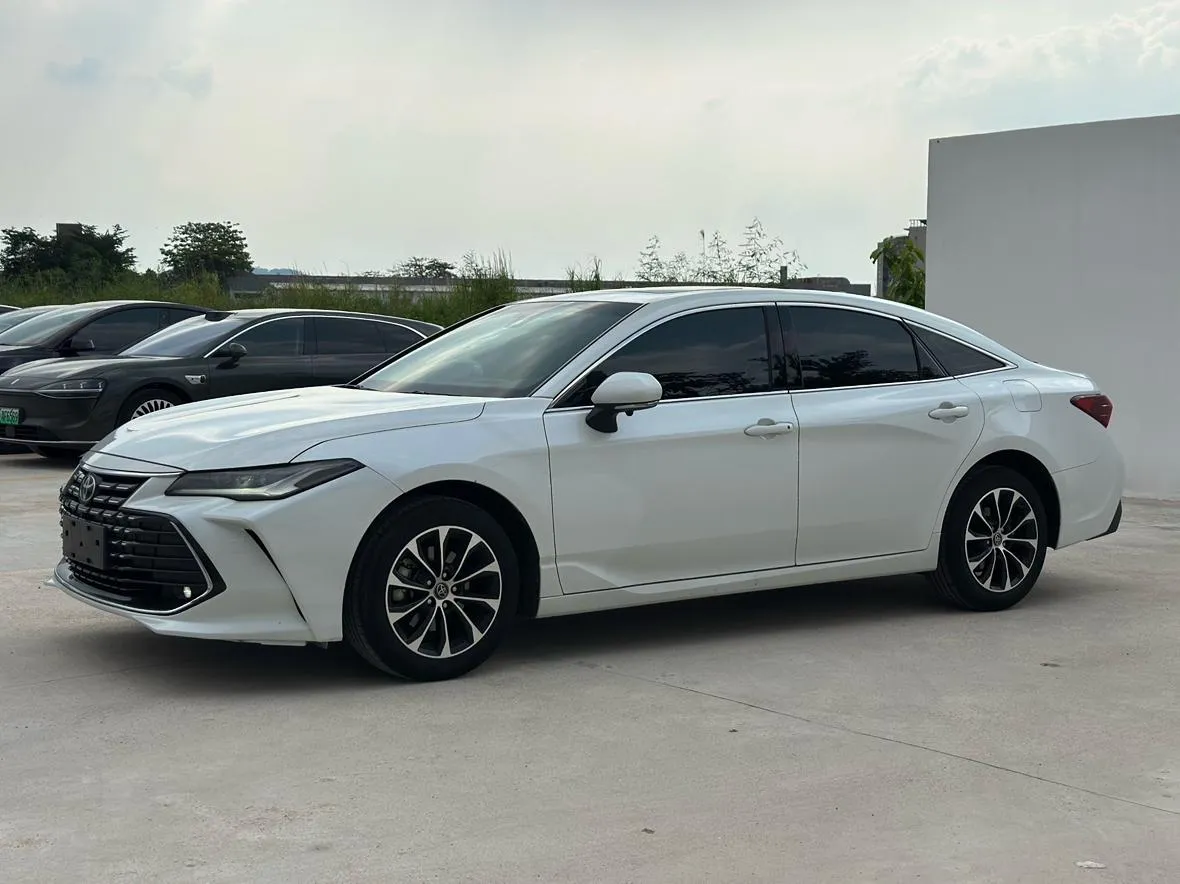 2023 Toyota Avalon 2.0L CVT Luxury