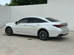 2023 Toyota Avalon 2.0L CVT Luxury, белый — фото 18