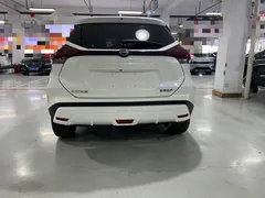 2023 Nissan Kicks 1.5L Luxury, белый — фото 4