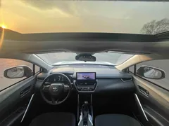 2023 Toyota Corolla Cross 2.0L CVT Elite, белый — фото 7