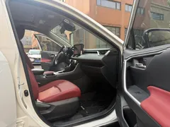 2022 Toyota RAV4 2.0L CVT 2WD Fashion Plus, белый — фото 6