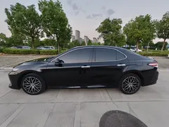 2021 Toyota Camry 2.0G Luxury, чёрный — фото 4
