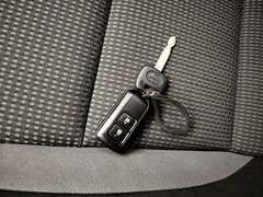 2021 Toyota Vios FS 1.5L CVT, белый — фото 17