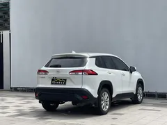 2023 Toyota Frontlander 2.0L CVT Elite, белый — фото 4