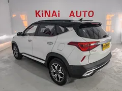 2021 Kia Seltos 1.5L CVT, белый — фото 6