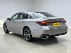 2022 Toyota Avalon 2.0L Luxury — фото 4