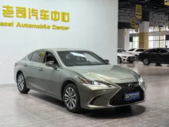 2022 Lexus ES 200 Excellence, зелёный — фото 3