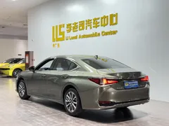 2022 Lexus ES 200 Excellence, зелёный — фото 5