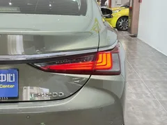 2022 Lexus ES 200 Excellence, зелёный — фото 7