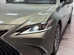2022 Lexus ES 200 Excellence, зелёный — фото 27