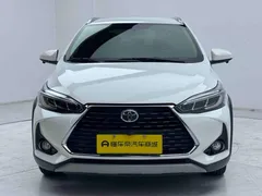 2022 Toyota Yaris L Zhixuan X 1.5L CVT Luxury Plus, белый — фото 2