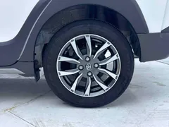 2022 Toyota Yaris L Zhixuan X 1.5L CVT Luxury Plus, белый — фото 16