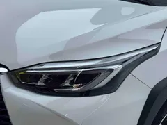 2022 Toyota Yaris L Zhixuan X 1.5L CVT Luxury Plus, белый — фото 19