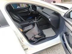 2022 Mazda Mazda3 2.0L AT, белый — фото 11