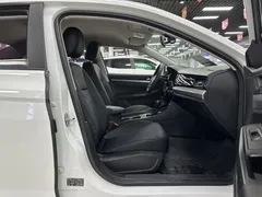 2021 Volkswagen Bora 1.5L AT Fashion, белый — фото 12