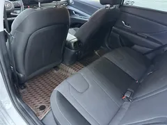 2023 Hyundai Elantra 1.5L CVT GLS Leading, белый — фото 9