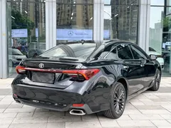 2022 Toyota Avalon 2.0L XLE Premium, чёрный — фото 8