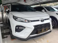 2023 Toyota Wildlander 2.0L 4WD Luxury Plus, белый — фото 3