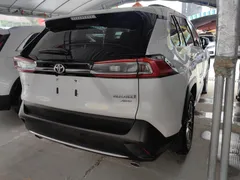 2023 Toyota Wildlander 2.0L 4WD Luxury Plus, белый — фото 13