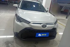 2022 Toyota Frontlander 2.0L CVT Leading, белый — фото 3