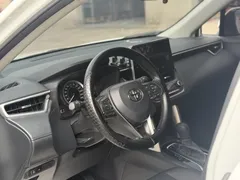 2023 Toyota Frontlander 2.0L CVT Sport, белый — фото 9