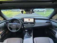 2022 Lexus ES 200 Excellence, белый — фото 8