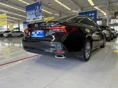 2022 Toyota Avalon 2.0L, чёрный — фото 7