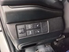 2023 Honda Vezel 1.5L CVT Pioneer, белый — фото 10