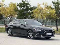 2022 Lexus ES 200 Excellence, чёрный — фото 2
