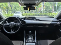 2023 Mazda Mazda3 2.0L AT, чёрный — фото 13