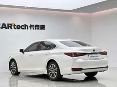 2022 Lexus ES 200 Excellence, белый — фото 3