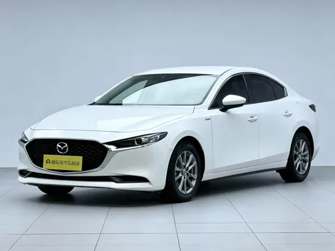 2023 Mazda Mazda3 2.0L AT