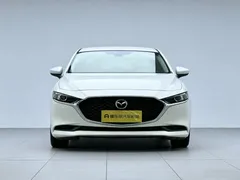 2023 Mazda Mazda3 2.0L AT, белый — фото 2