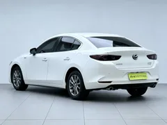 2023 Mazda Mazda3 2.0L AT, белый — фото 5