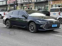 2022 Toyota Avalon 2.0L, чёрный — фото 3