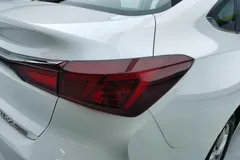 2021 Changan Eado 1.6L GDI CVT Elite, белый — фото 8