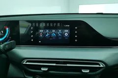 2021 Changan Eado 1.6L GDI CVT Elite, белый — фото 15