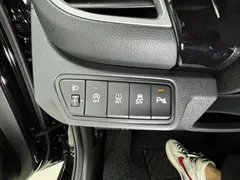 2023 Kia Seltos 1.5L IVT Luxury, чёрный — фото 18