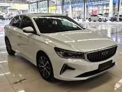 2022 Geely Emgrand 4th Gen 1.5L CVT Flagship, белый — фото 3