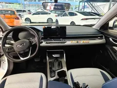 2022 Geely Emgrand 4th Gen 1.5L CVT Flagship, белый — фото 6