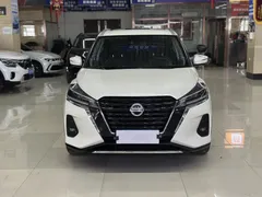 2022 Nissan Kicks 1.5L XV CVT Luxury, белый — фото 2