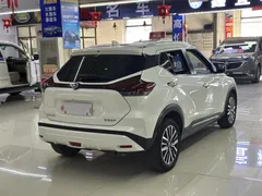 2022 Nissan Kicks 1.5L XV CVT Luxury, белый — фото 7