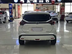 2022 Nissan Kicks 1.5L XV CVT Luxury, белый — фото 8