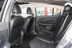 2022 Nissan Sylphy 1.6L XL CVT — фото 11