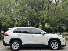 2022 Toyota RAV4 2.0L CVT 2WD Urban, белый — фото 6