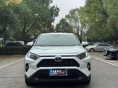 2022 Toyota RAV4 2.0L CVT 2WD Urban, белый — фото 7