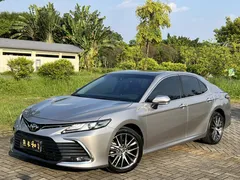 2021 Toyota Camry 2.5G Luxury — фото 1