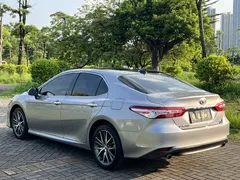 2021 Toyota Camry 2.5G Luxury — фото 8