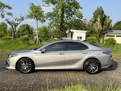 2021 Toyota Camry 2.5G Luxury — фото 11