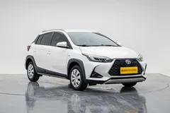 2022 Toyota Yaris L Zhixuan X 1.5L CVT Leading Plus, белый — фото 3